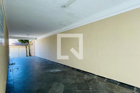 Garagem de casa à venda com 4 quartos, 295m² em Jardim Bela Vista, Guarulhos