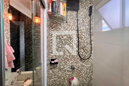 Banheiro de apartamento à venda com 2 quartos, 49m² em Vila Mimosa, Campinas