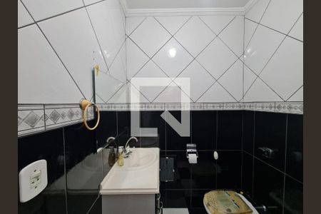Banheiro da Suíte 1 de casa à venda com 3 quartos, 210m² em Jardim Santa Mena, Guarulhos