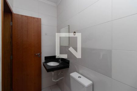 Banheiro de apartamento para alugar com 1 quarto, 28m² em Vila Nova Mazzei, São Paulo