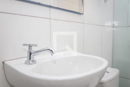 Banheiro de apartamento para alugar com 2 quartos, 46m² em Jardim Boa Vista (zona Oeste), Osasco