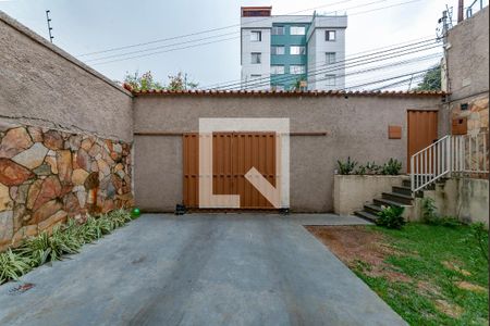 Garagem de casa à venda com 3 quartos, 360m² em Jardim America, Belo Horizonte
