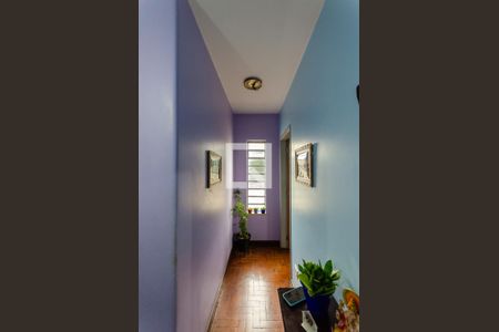 Corredor de casa à venda com 4 quartos, 197m² em Chácara Inglesa, São Paulo