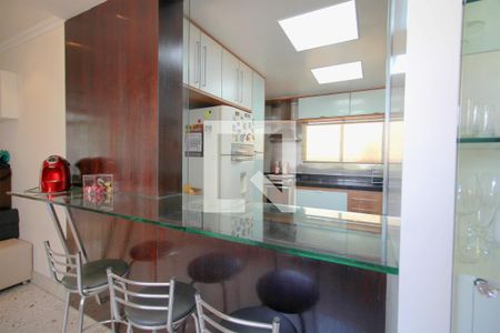 Cozinha de apartamento à venda com 4 quartos, 220m² em Cruzeiro, Belo Horizonte