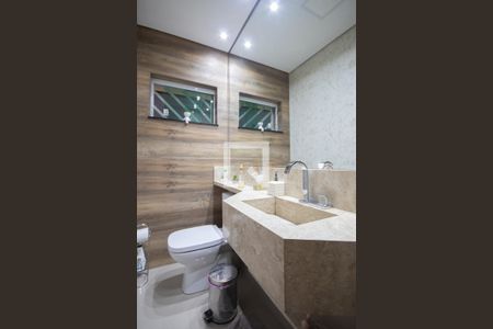 Lavabo de casa à venda com 3 quartos, 140m² em Vila Sabrina, São Paulo