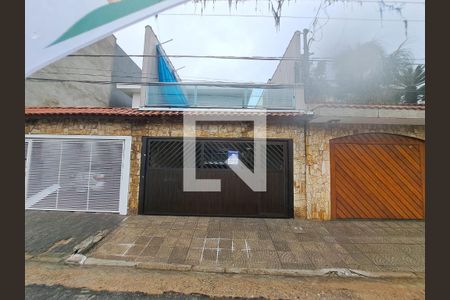 Fachada de casa à venda com 3 quartos, 140m² em Vila Sabrina, São Paulo