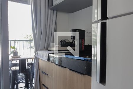 Cozinha de kitnet/studio à venda com 1 quarto, 25m² em Indianópolis, São Paulo