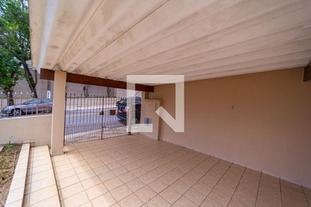 Garagem de casa à venda com 2 quartos, 150m² em Cidade Patriarca, São Paulo