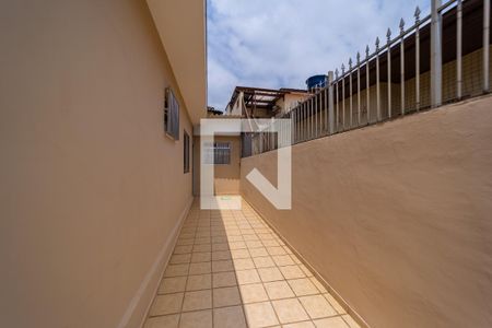 Quintal de casa à venda com 2 quartos, 150m² em Cidade Patriarca, São Paulo