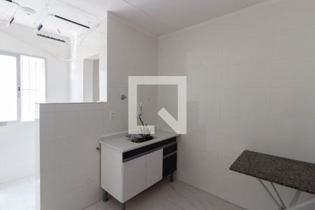 Cozinha de apartamento à venda com 2 quartos, 59m² em Parque Paineiras, São Paulo