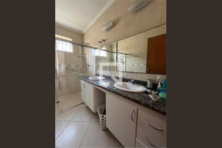 Casa à venda com 4 quartos, 371m² em Vila Cordeiro, São Paulo