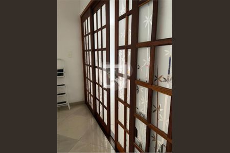 Casa à venda com 4 quartos, 371m² em Vila Cordeiro, São Paulo