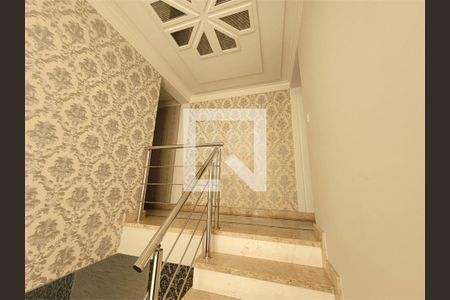 Casa à venda com 4 quartos, 240m² em Parque Sao Domingos, São Paulo