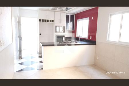 Casa à venda com 4 quartos, 240m² em Parque Sao Domingos, São Paulo