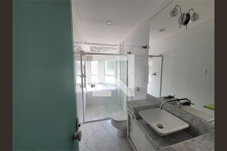 Casa à venda com 4 quartos, 240m² em Parque Sao Domingos, São Paulo