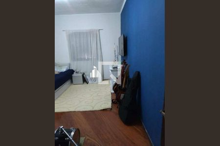 Casa à venda com 3 quartos, 178m² em Jardim Las Vegas, Santo André