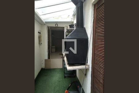 Casa à venda com 3 quartos, 178m² em Jardim Las Vegas, Santo André