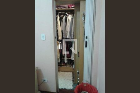 Casa à venda com 3 quartos, 178m² em Jardim Las Vegas, Santo André