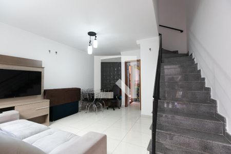 Sala de casa de condomínio para alugar com 2 quartos, 70m² em Cidade Antônio Estêvão de Carvalho, São Paulo