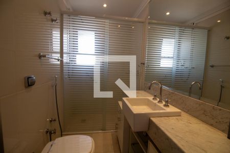 Banheiro de apartamento à venda com 4 quartos, 190m² em Campo Belo, São Paulo