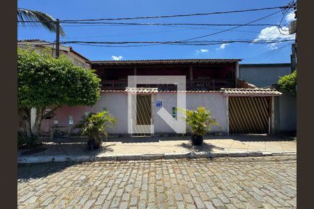 Fachada de casa de condomínio à venda com 4 quartos, 300m² em Vargem Pequena, Rio de Janeiro
