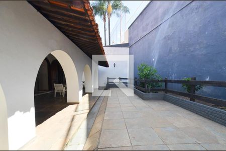 Varanda de casa para alugar com 5 quartos, 580m² em Mangabeiras, Belo Horizonte
