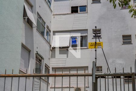 Fachada+Plaquinha de apartamento para alugar com 1 quarto, 32m² em Vila Ipiranga, Porto Alegre