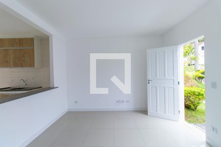 Sala de casa de condomínio para alugar com 2 quartos, 61m² em Caiapia, Cotia