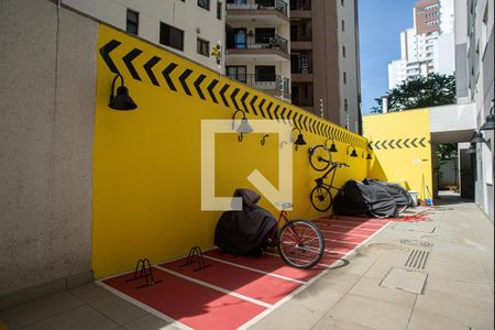 Área comum - Bicicletário de apartamento para alugar com 1 quarto, 30m² em Consolação, São Paulo