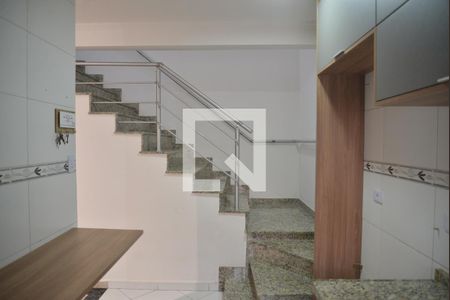 Cozinha de apartamento à venda com 2 quartos, 198m² em Vila Scarpelli, Santo André