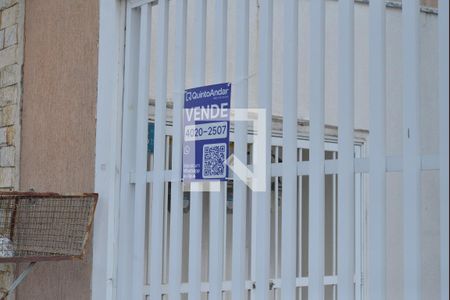 Placa de apartamento à venda com 2 quartos, 198m² em Vila Scarpelli, Santo André