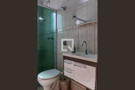 Banheiro Social de casa à venda com 3 quartos, 360m² em Carlos Prates, Belo Horizonte