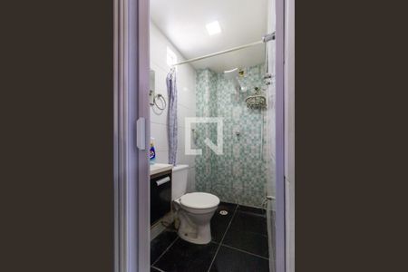 Banheiro de casa para alugar com 1 quarto, 28m² em Pompeia, São Paulo