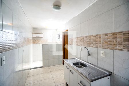 Cozinha de kitnet/studio para alugar com 1 quarto, 22m² em Vila Carrão, São Paulo