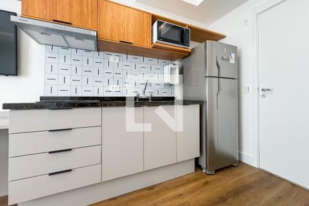 Cozinha de kitnet/studio à venda com 1 quarto, 21m² em Vila Firmiano Pinto, São Paulo
