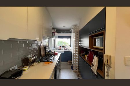 Cozinha de apartamento à venda com 3 quartos, 90m² em Vila Madalena, São Paulo