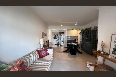 Sala de apartamento à venda com 3 quartos, 90m² em Vila Madalena, São Paulo