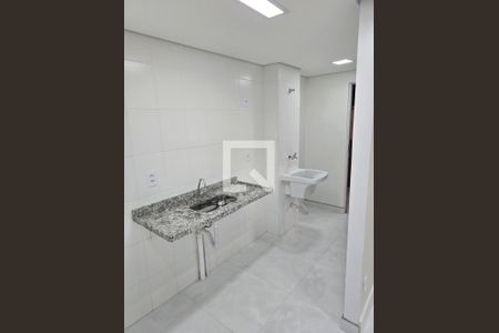 Apartamento para alugar com 2 quartos, 90m² em Vila Carmosina, São Paulo