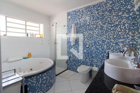 Banheiro da Suíte 2 de casa à venda com 4 quartos, 332m² em Butantã, São Paulo