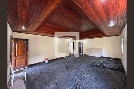 Sala de casa de condomínio à venda com 3 quartos, 190m² em Vargem Grande, Rio de Janeiro