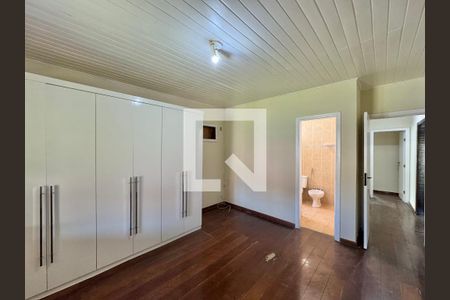 Suíte de casa de condomínio à venda com 3 quartos, 190m² em Vargem Grande, Rio de Janeiro