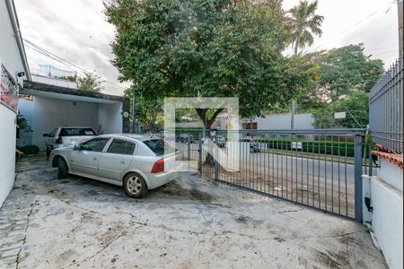 Garagem de casa para alugar com 4 quartos, 341m² em Cidade Jardim, Belo Horizonte