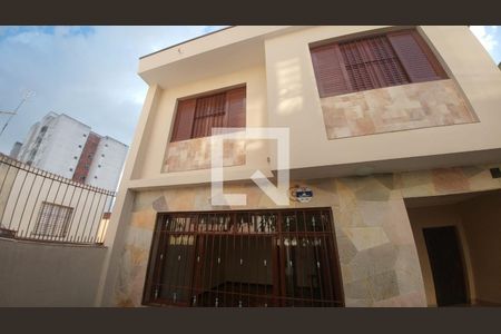 Fachada de casa à venda com 3 quartos, 180m² em Jabaquara, São Paulo