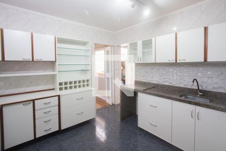 Cozinha de casa para alugar com 2 quartos, 58m² em Jardim Monte Azul, São Paulo