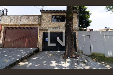 Fachada de casa à venda com 5 quartos, 300m² em Parque Cisper, São Paulo