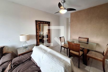 Sala de apartamento para alugar com 2 quartos, 66m² em Centro, Niterói
