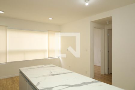 Apartamento para alugar com 2 quartos, 41m² em Vila Carmosina, São Paulo
