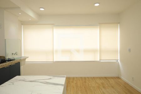 Sala de apartamento para alugar com 2 quartos, 41m² em Vila Carmosina, São Paulo