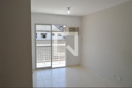 Sala  de apartamento para alugar com 3 quartos, 71m² em Pechincha, Rio de Janeiro