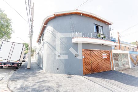 Fachada de casa à venda com 3 quartos, 264m² em Vila Metalúrgica, Santo André